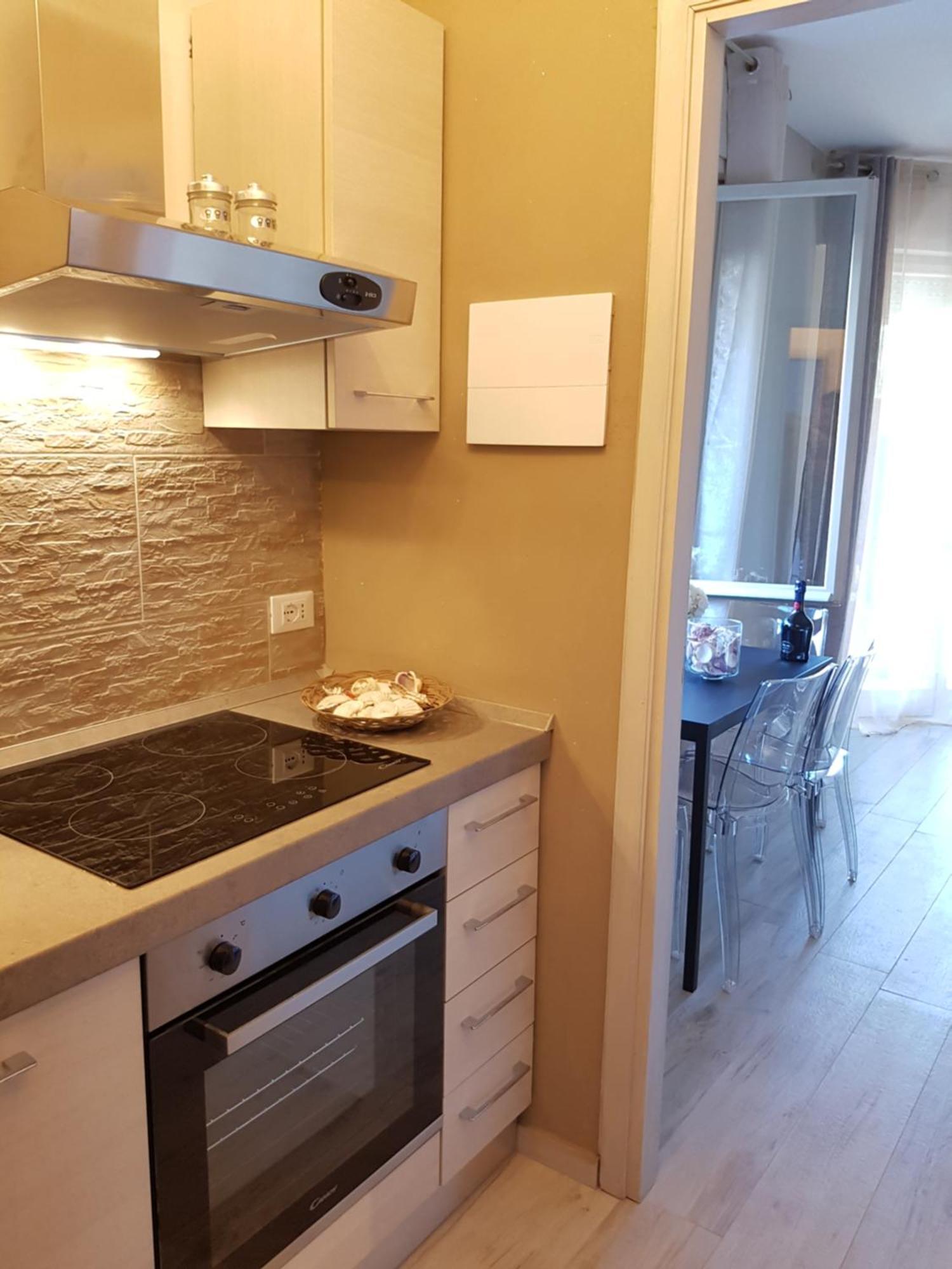 Versilia Apartment フォルテ・デイ・マルミ エクステリア 写真