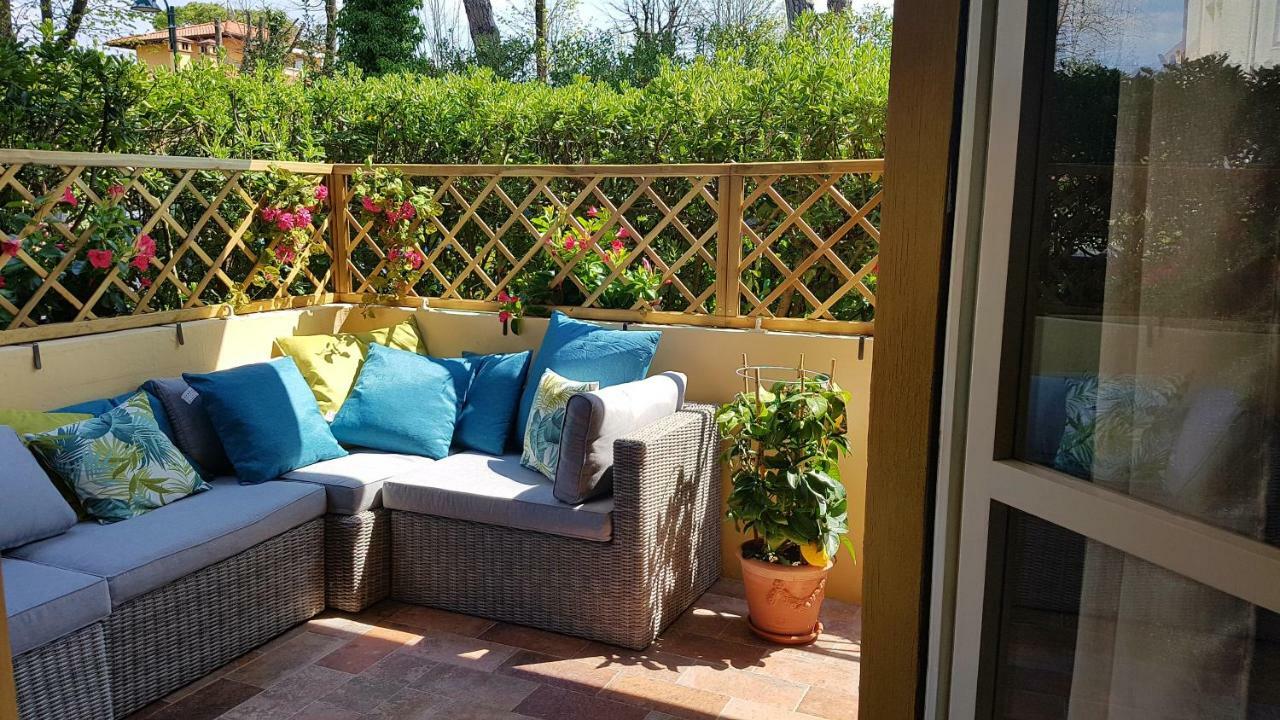 Versilia Apartment フォルテ・デイ・マルミ エクステリア 写真